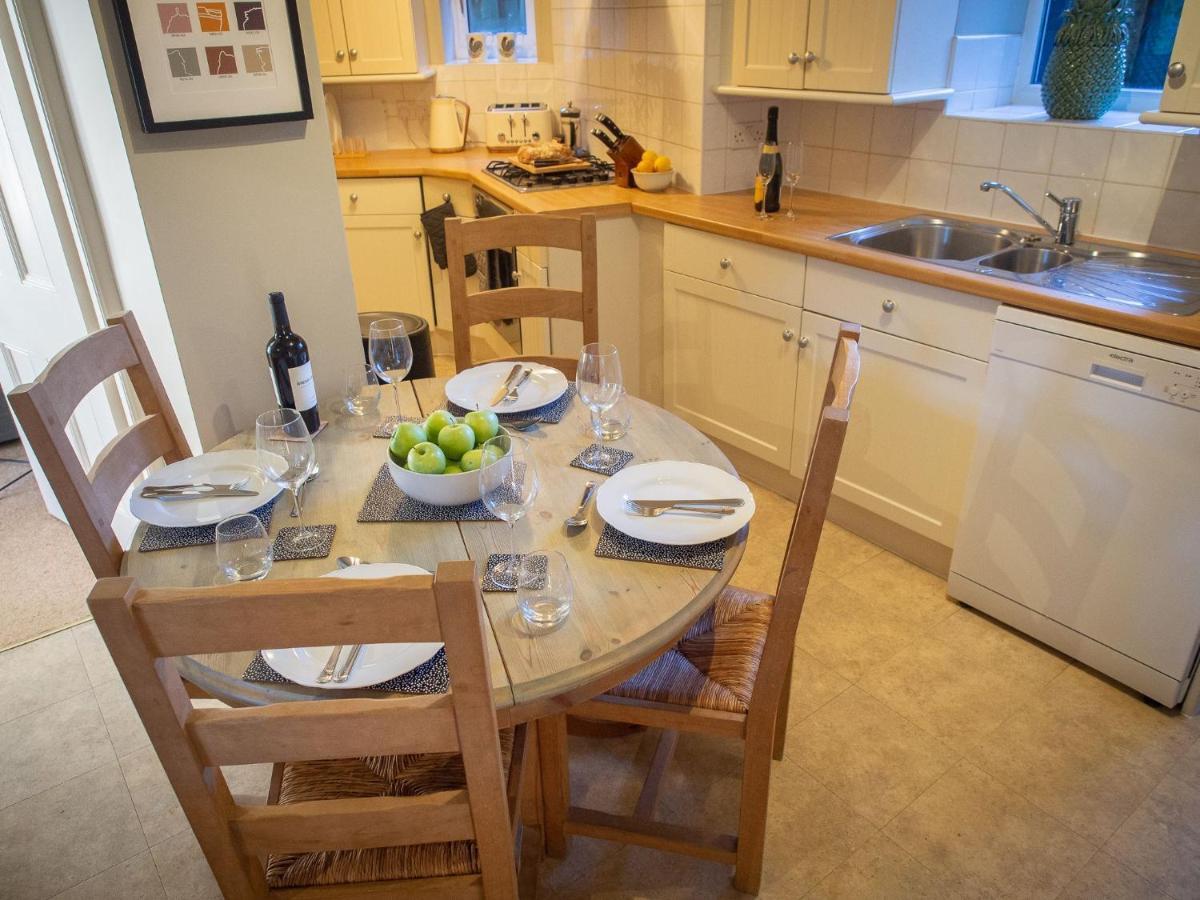 The Beeches - Chatsworth Apartment No 1 - Sleeps 2 Baslow Exterior foto